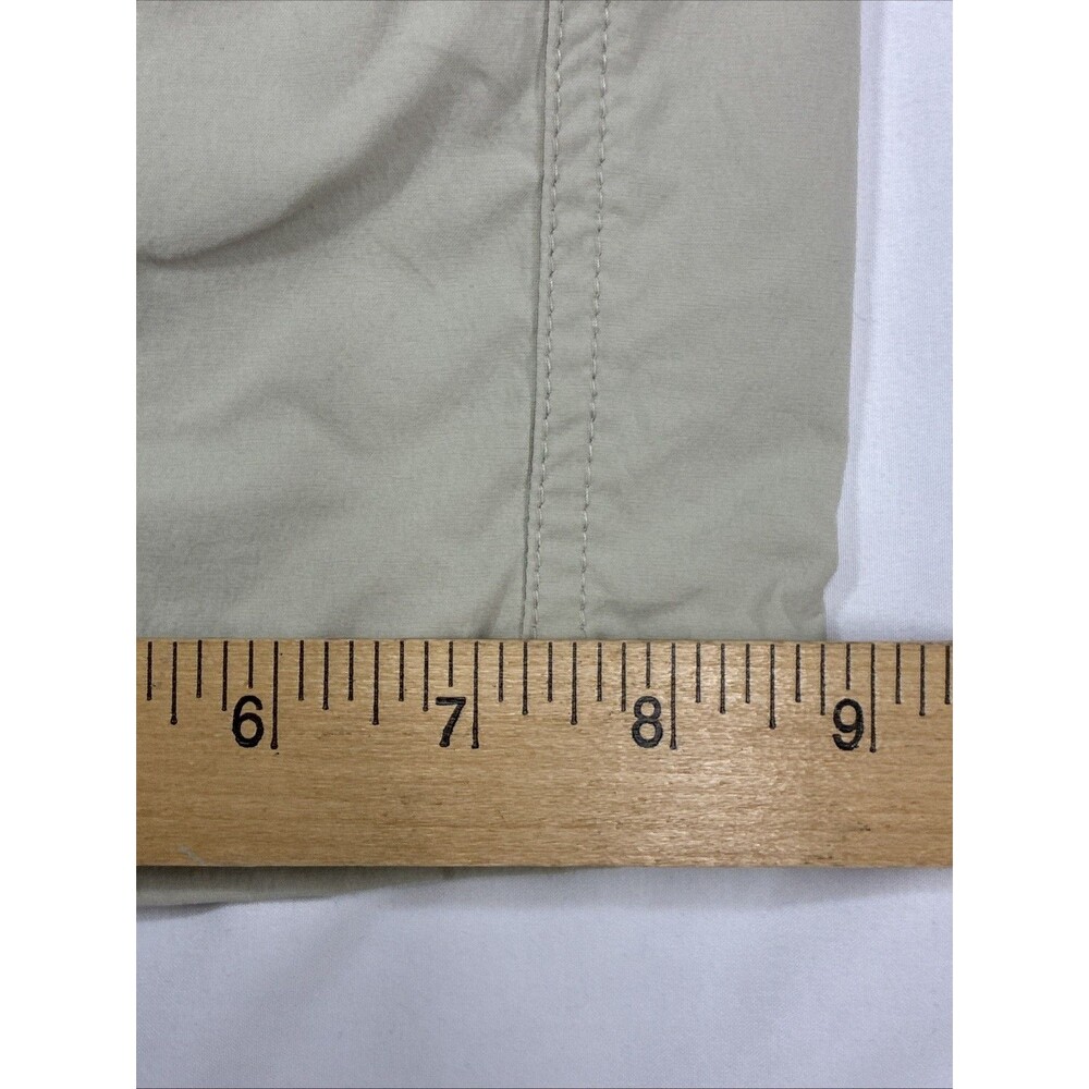 LL Bean Nylon Cropped Cargo Pants Sz 4P Tan Khaki Adjustable Waist Gorp Outdoor - Picture 11 of 16
